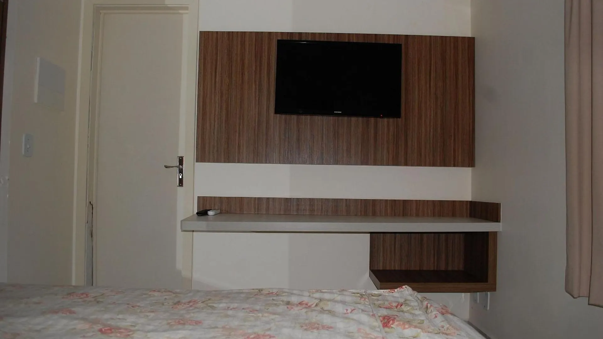 Lacqua Diroma IV Caldas Novas 0*,